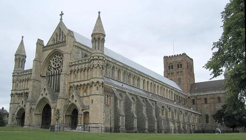 File:St-albans-cath.jpg