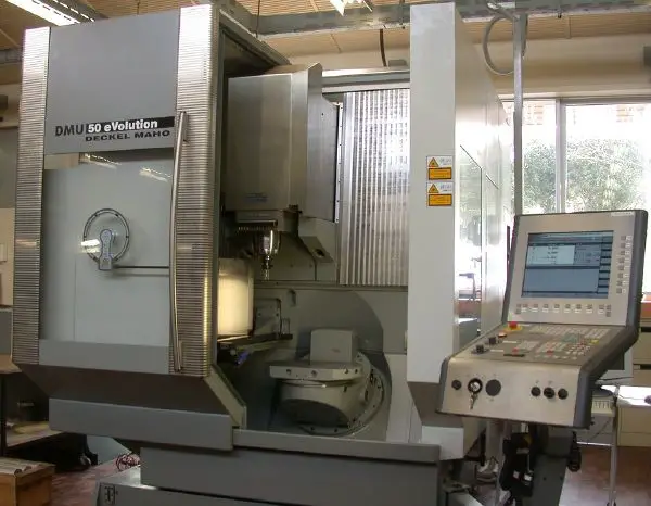 Milling machine - New World Encyclopedia