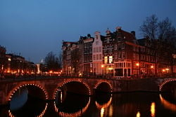 The Keizersgracht at night