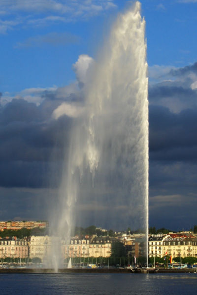 File:Jet-d'eau-Genève.jpg