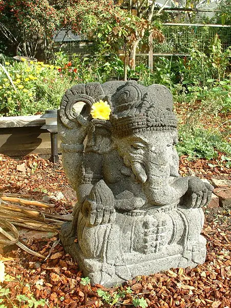 File:Ganesh with flower.jpg