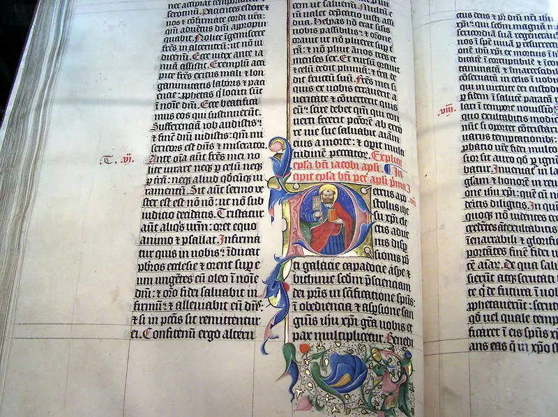 File:Illuminated.bible.arp.jpg