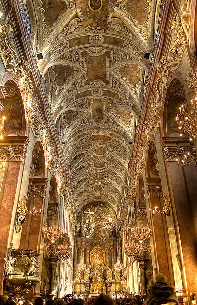 File:Czestochowa-bazylika.jpg