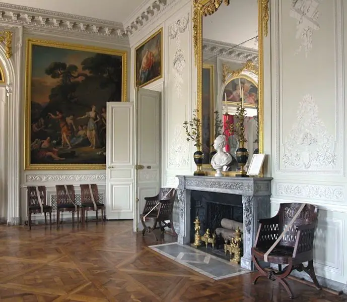 File:PetitTrianon.jpg