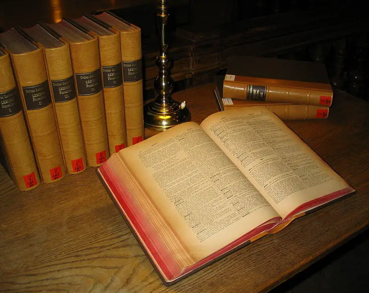 File:Latin dictionary.jpg