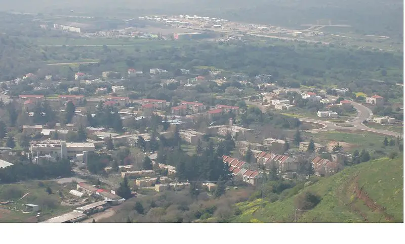 File:Merom Golan.JPG