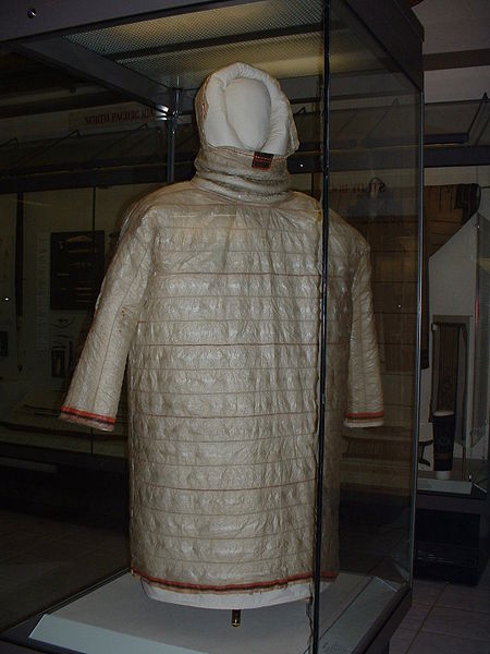 File:Parka (Kamleika) Aleutian Islands.JPG