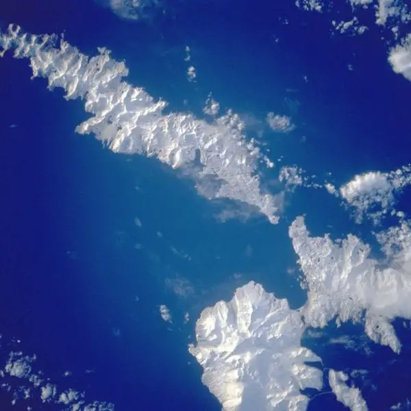 File:Aleutians-space.jpg