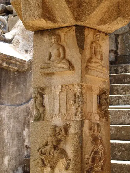 File:Shravanbelgola relief pillar.jpg