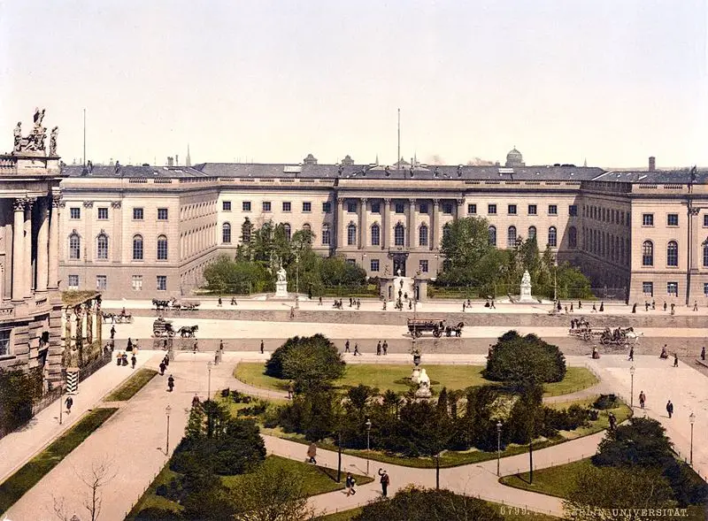 File:Berlin Universität um 1900.jpg
