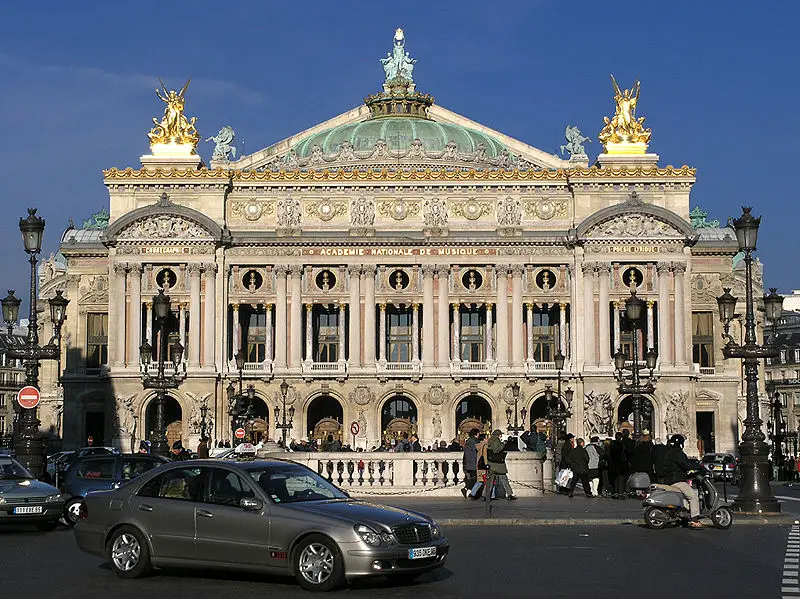 File:Palais Garnier bordercropped.jpg