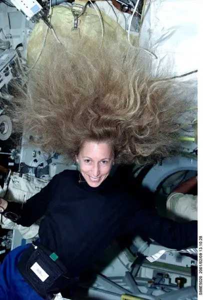 File:Weightless hair.jpg