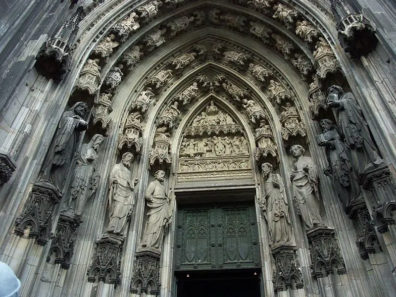 File:Cathedral 1 by andy205.jpg