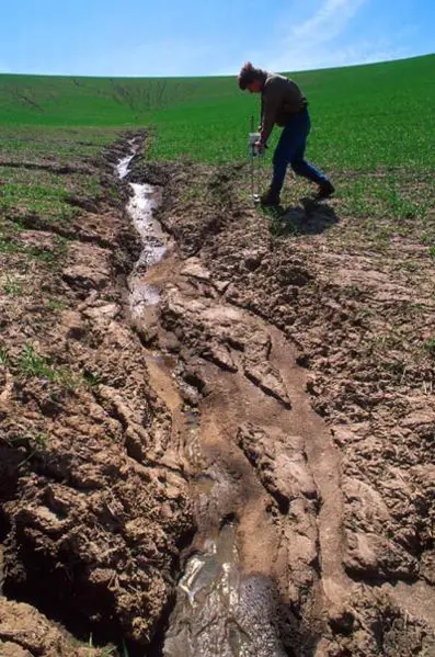 File:Erosion.jpg