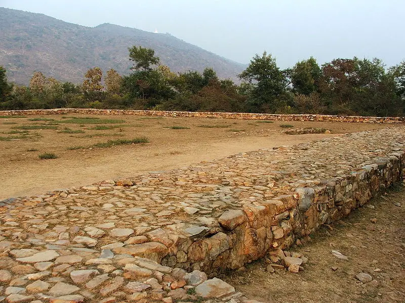 File:Bimbisarajail.jpg