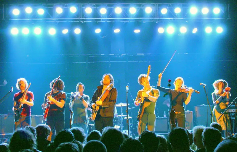 File:Broken social scene manc.jpg