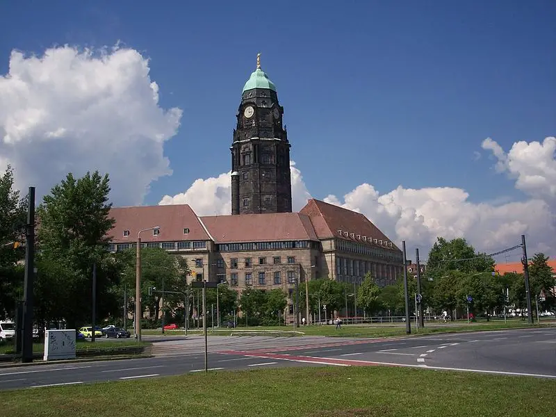 File:Dresden Rathaus 1.jpg