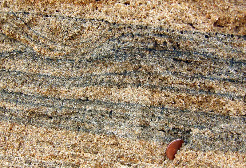 File:HeavyMineralsBeachSand.jpg