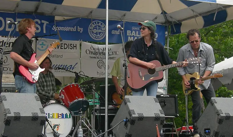 File:Christy McWilson Band 01.jpg
