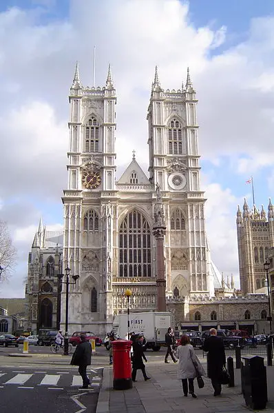 File:Westminster Abbey London 900px.jpg