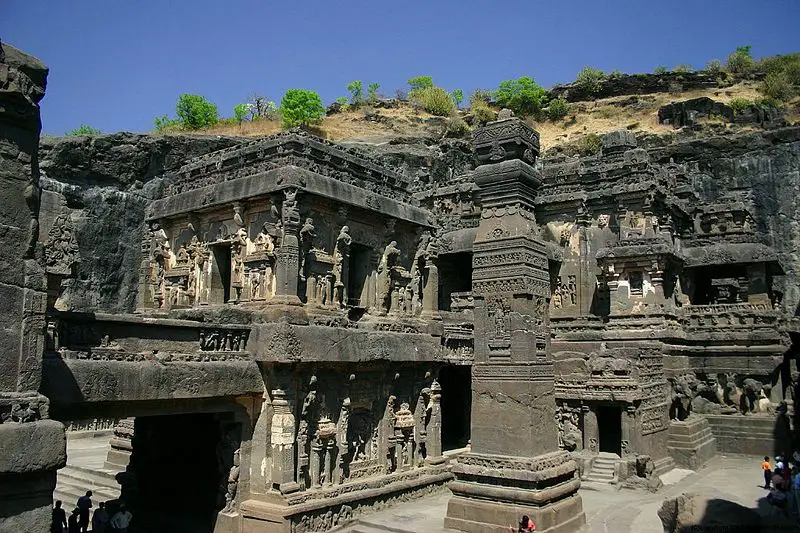 File:Ellora cave16 003.jpg
