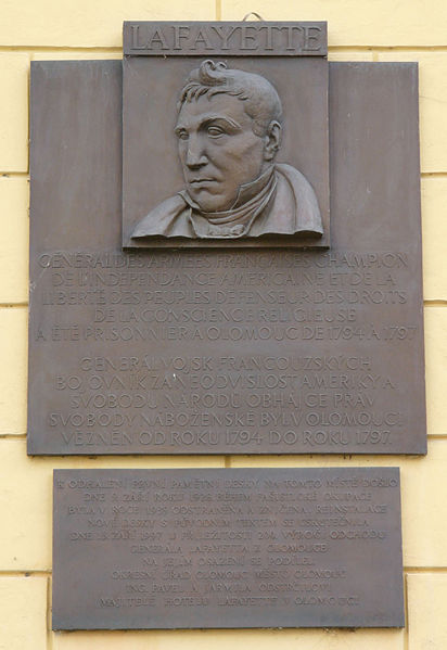 File:LaFayette memorial.jpg