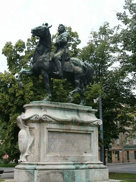 File:Szeged-rakoczi.jpg