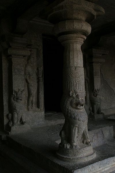 File:Maha LionPillar s.jpg