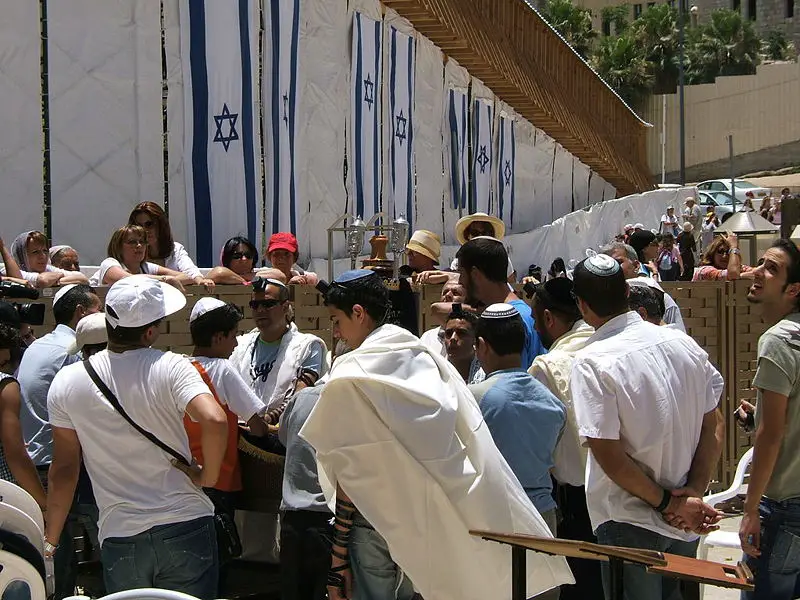 File:Bar mitzvah west wall.JPG