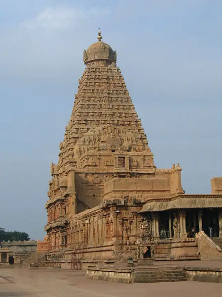 File:Brihadeeswara.jpg