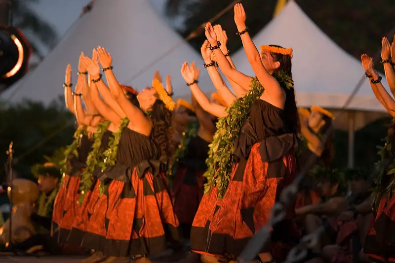 File:Hula12.jpg