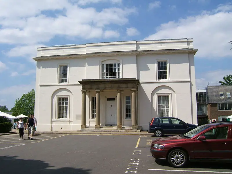 File:Walton hall.JPG