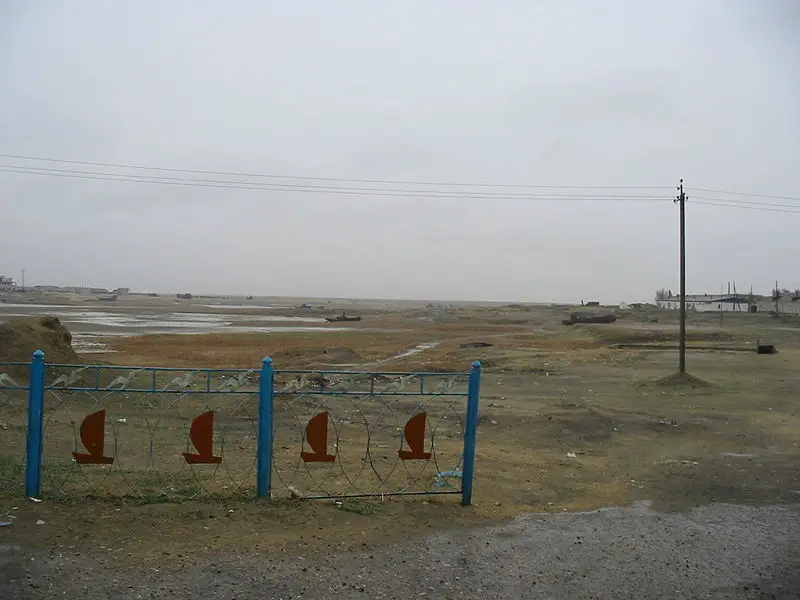 File:AralskHarbor.jpg