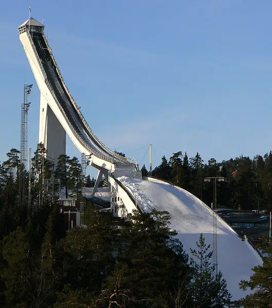 File:Holmenkollen ski jump.jpg