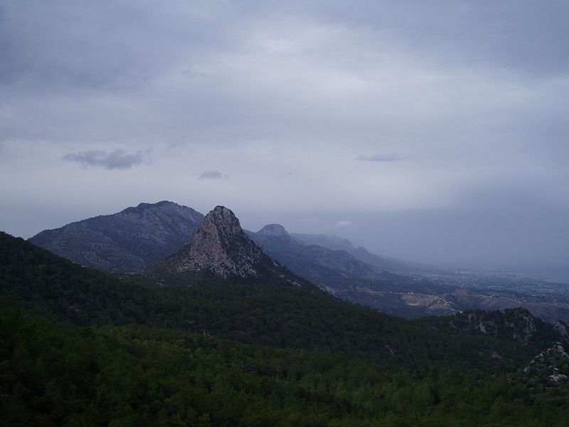 File:KyreniaMountainRange.jpg