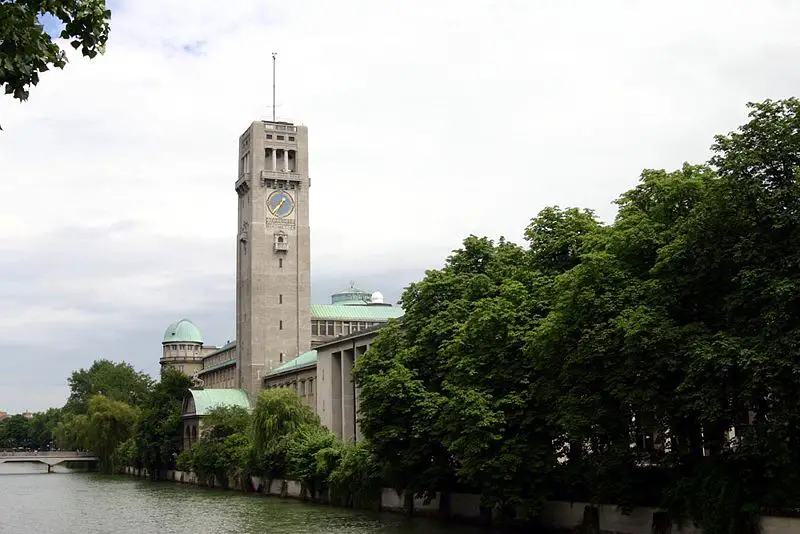 File:Deutschesmuseum2.jpg