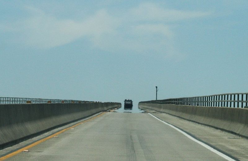 File:Road to nowhere.JPG