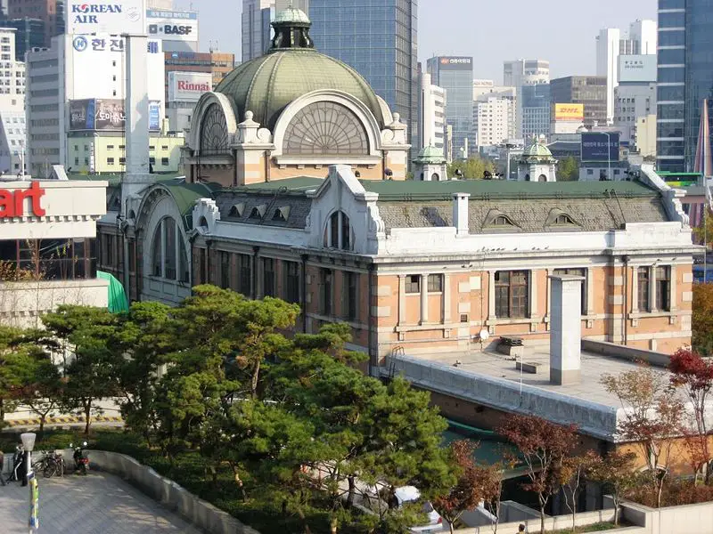 File:KNR-Seoul-Station-old-other-side-view-zoom.JPG