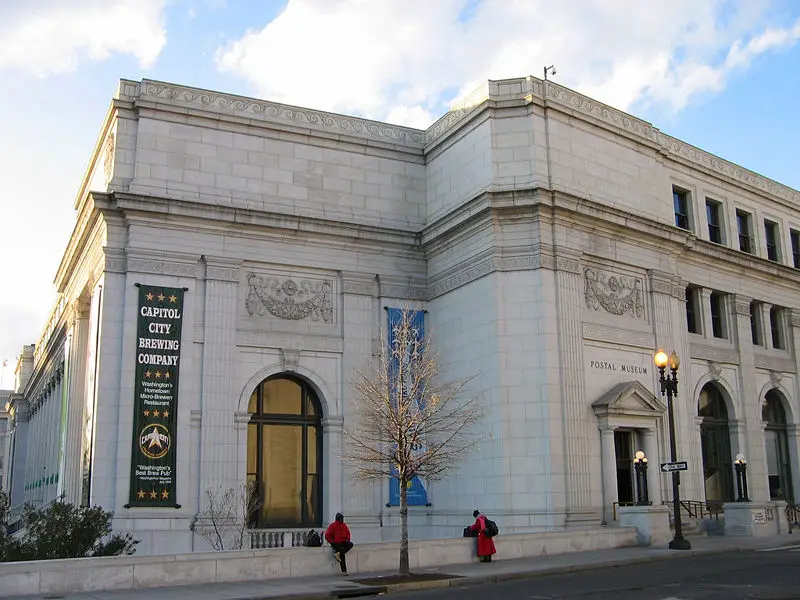 File:National postal museum.jpg
