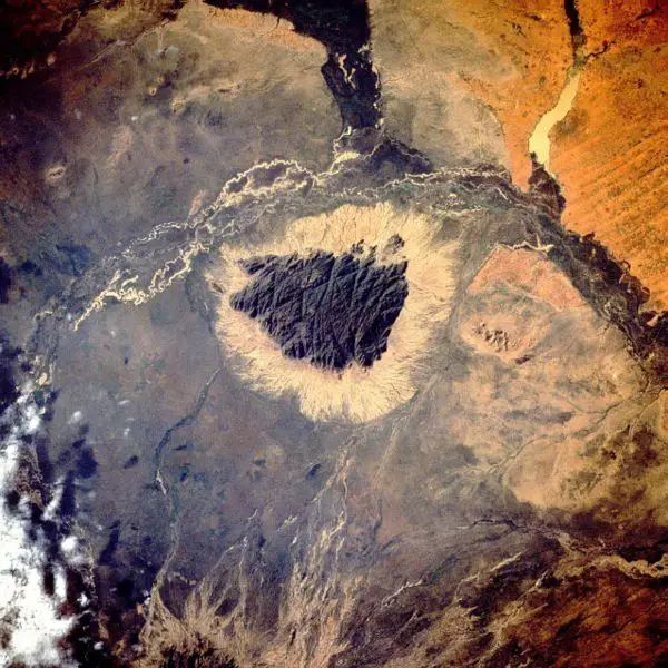 File:Africa Mt Dair.jpg