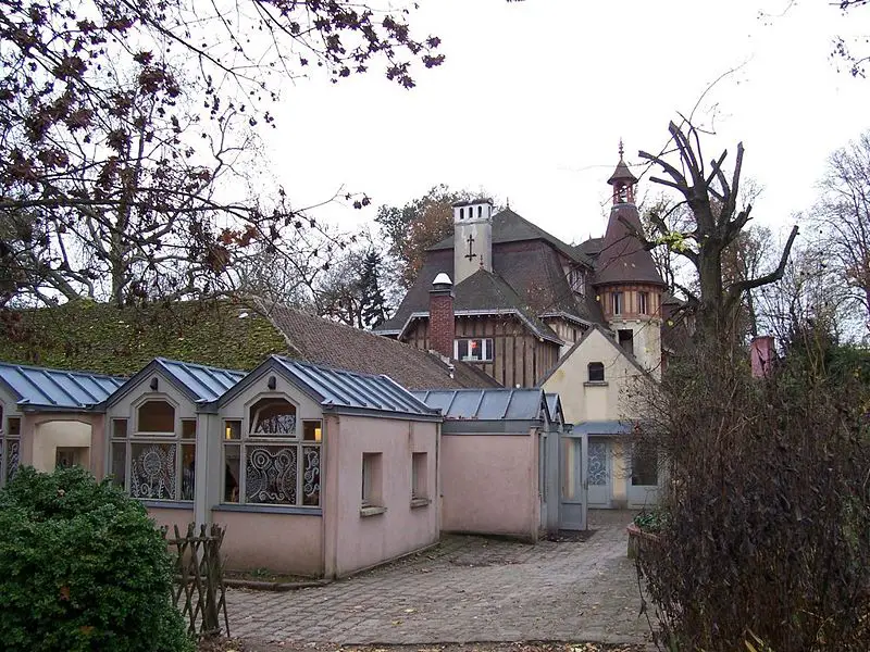 File:Ecole Steiner-Waldorf Verrieres2.jpg