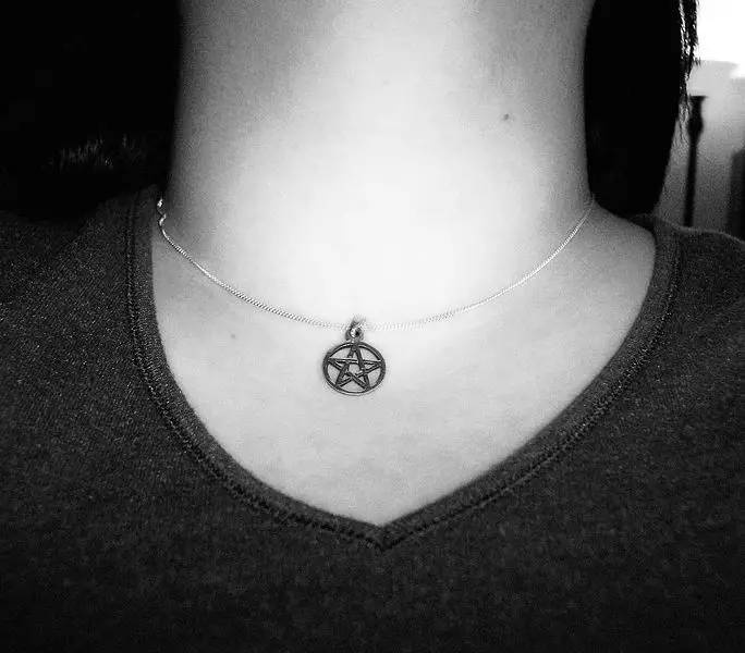 File:Pentacle.jpg