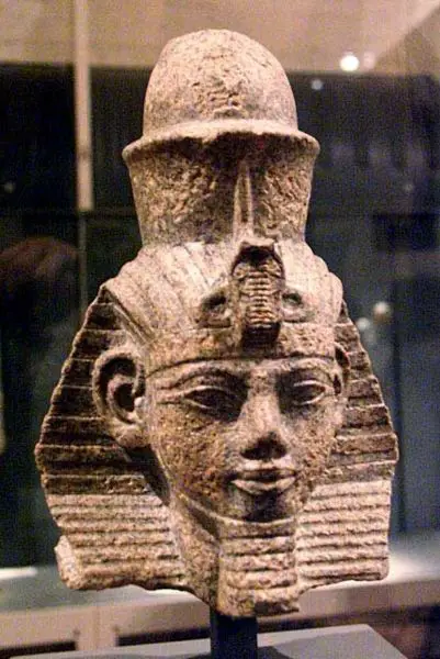 File:AmenhotepIII.jpg