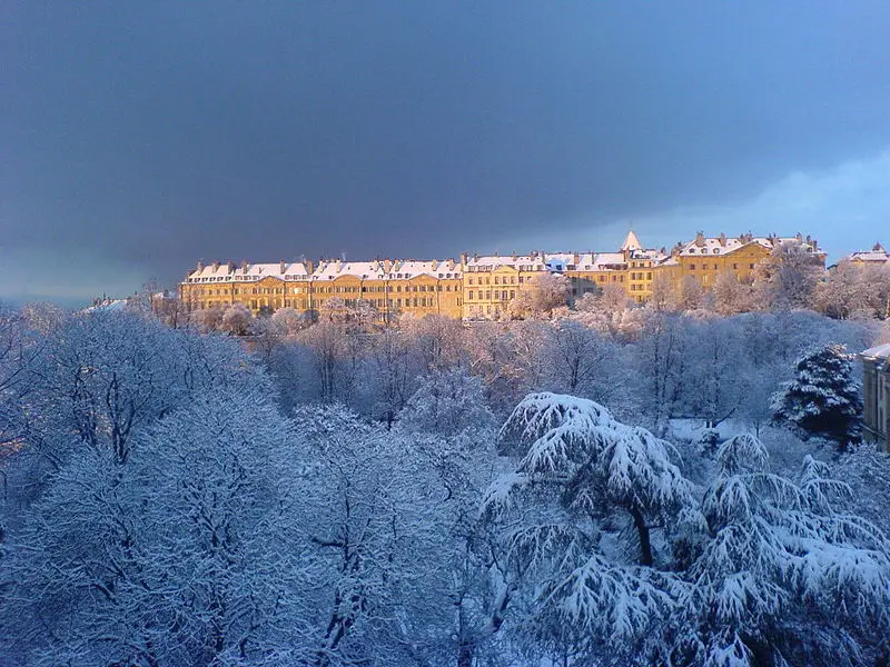 File:Ginebra-Suiza-NieveDeEnero-02.jpg