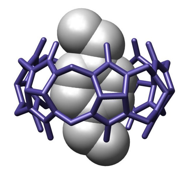 File:Cucurbit-6-uril ActaCrystallB-Stru 1984 382.jpg