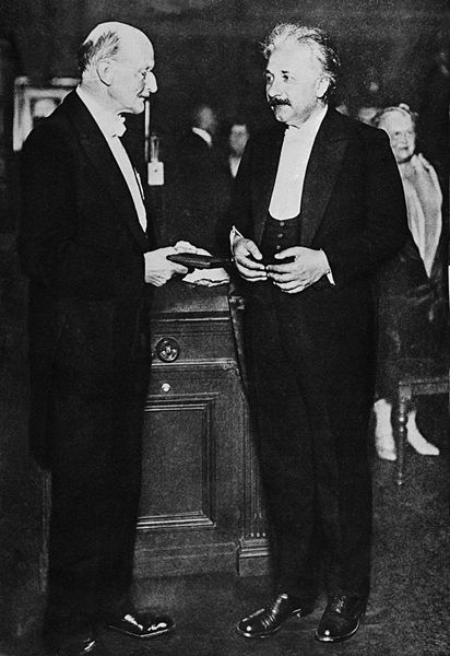 File:Max-Planck-und-Albert-Einstein.jpg