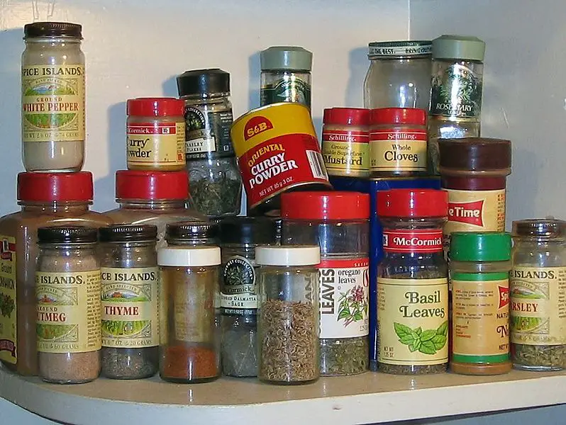 File:Spice-shelf.jpg