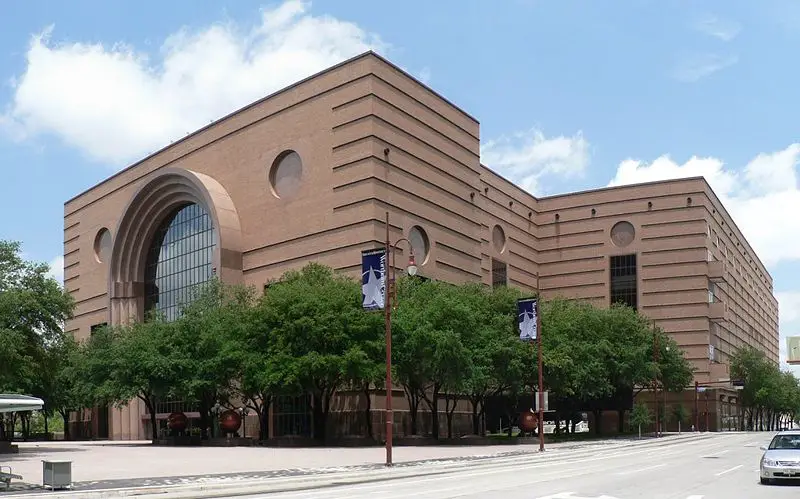 File:Wortham Center.jpg
