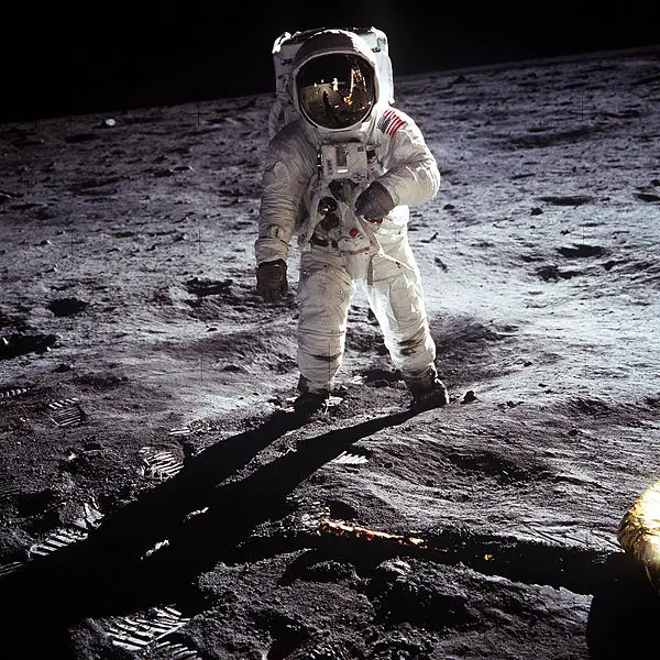 File:Aldrin Apollo 11.jpg