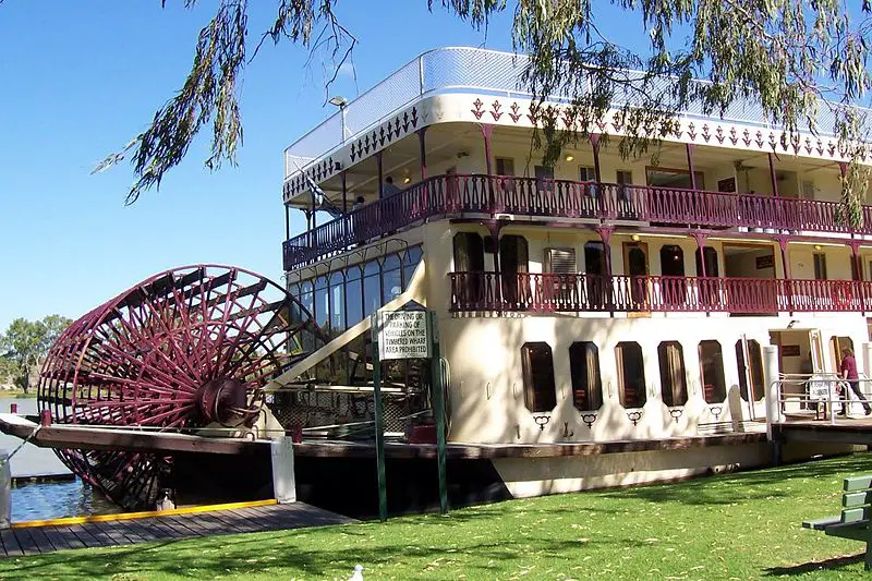 File:PS Murray Princess 2.JPG